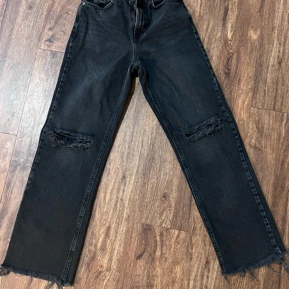 High Rise Jeans - Picture 3 of 4